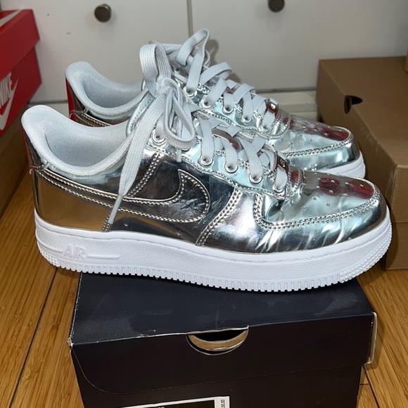 womens air force 1 metallic